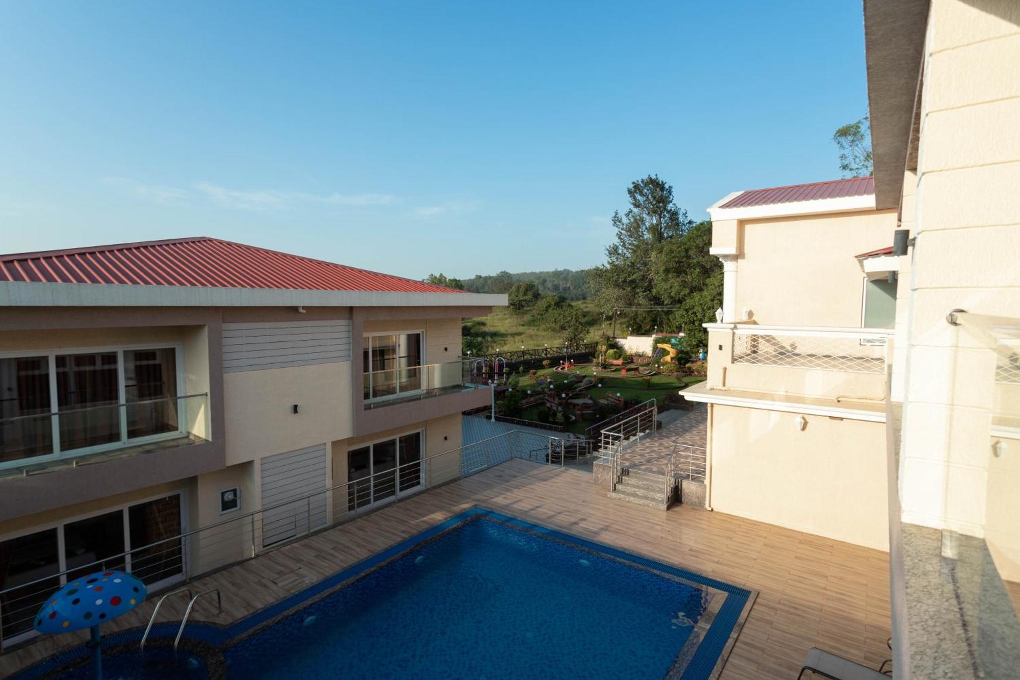 Casa Majestic Resort & Spa , Panchgani Exterior foto